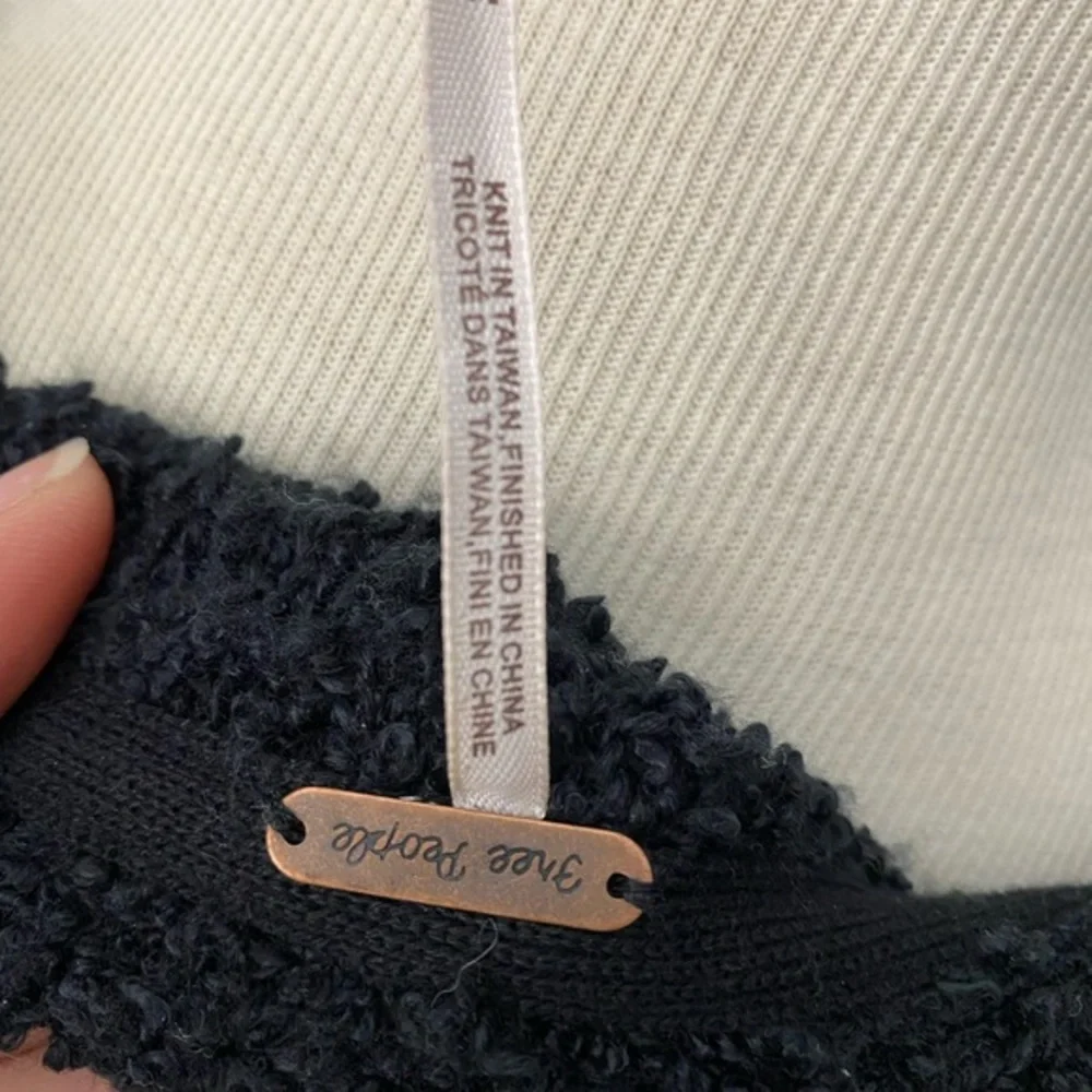 Free people sweater size xs
